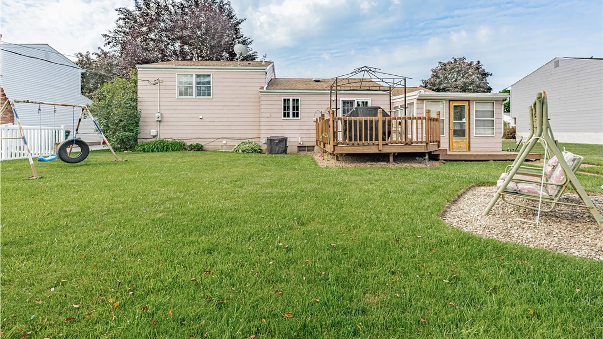 Property at 604 Wurlitzer Drive, North Tonawanda, NY 14120 38