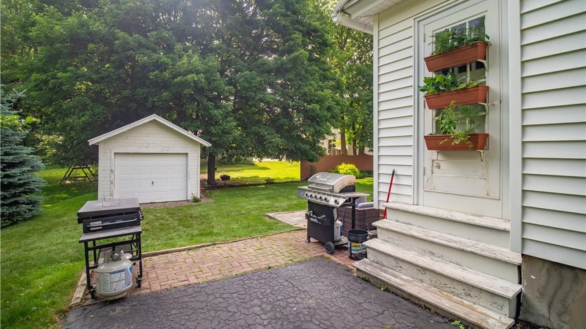 Property at 124 Hotchkiss Street, Jamestown, NY 14701 27