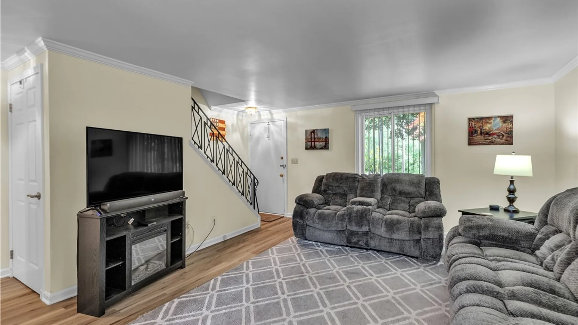Property at 631 Skinnersville Road, Amherst, NY 14228 15