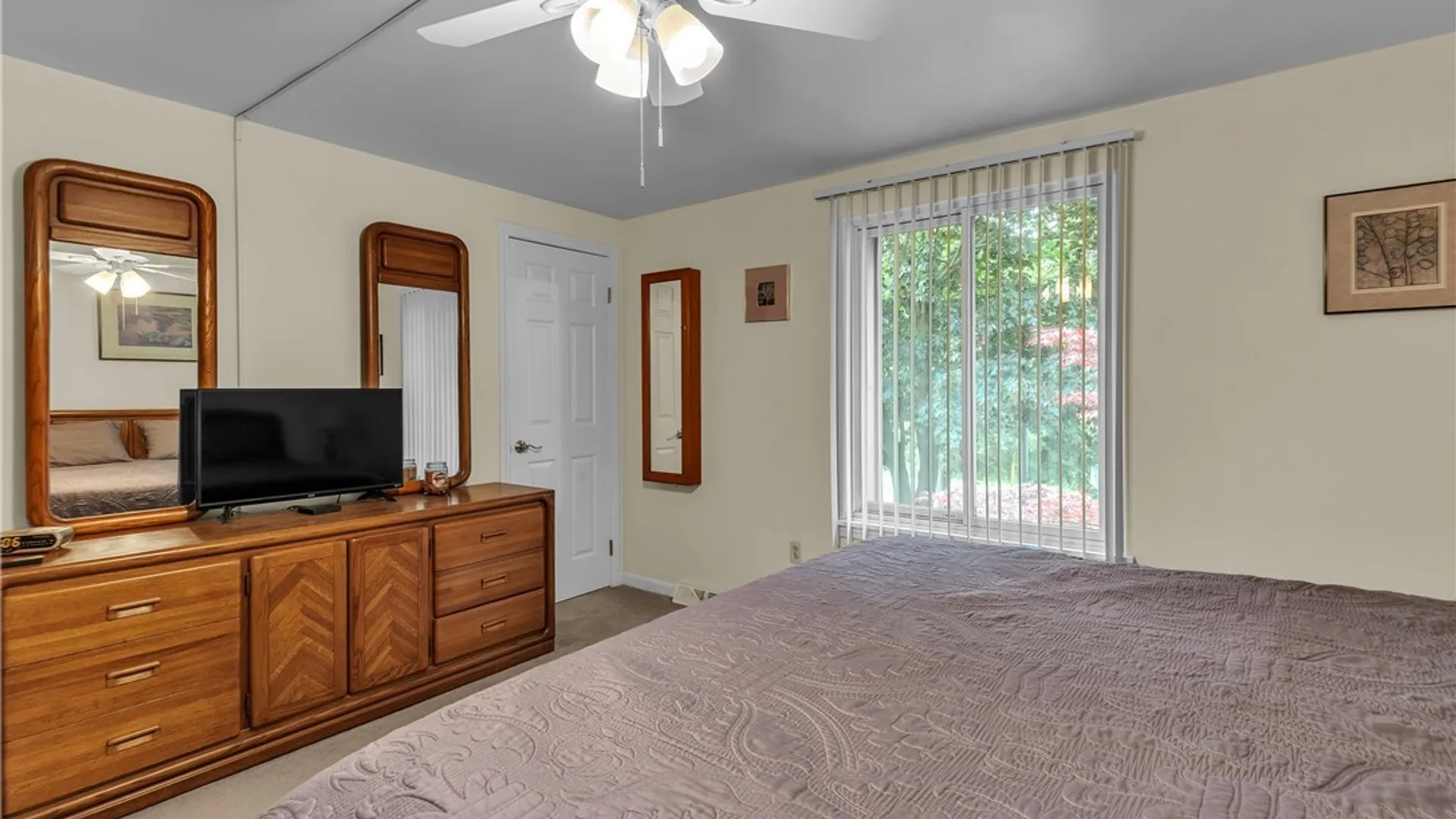 Property at 631 Skinnersville Road, Amherst, NY 14228 25