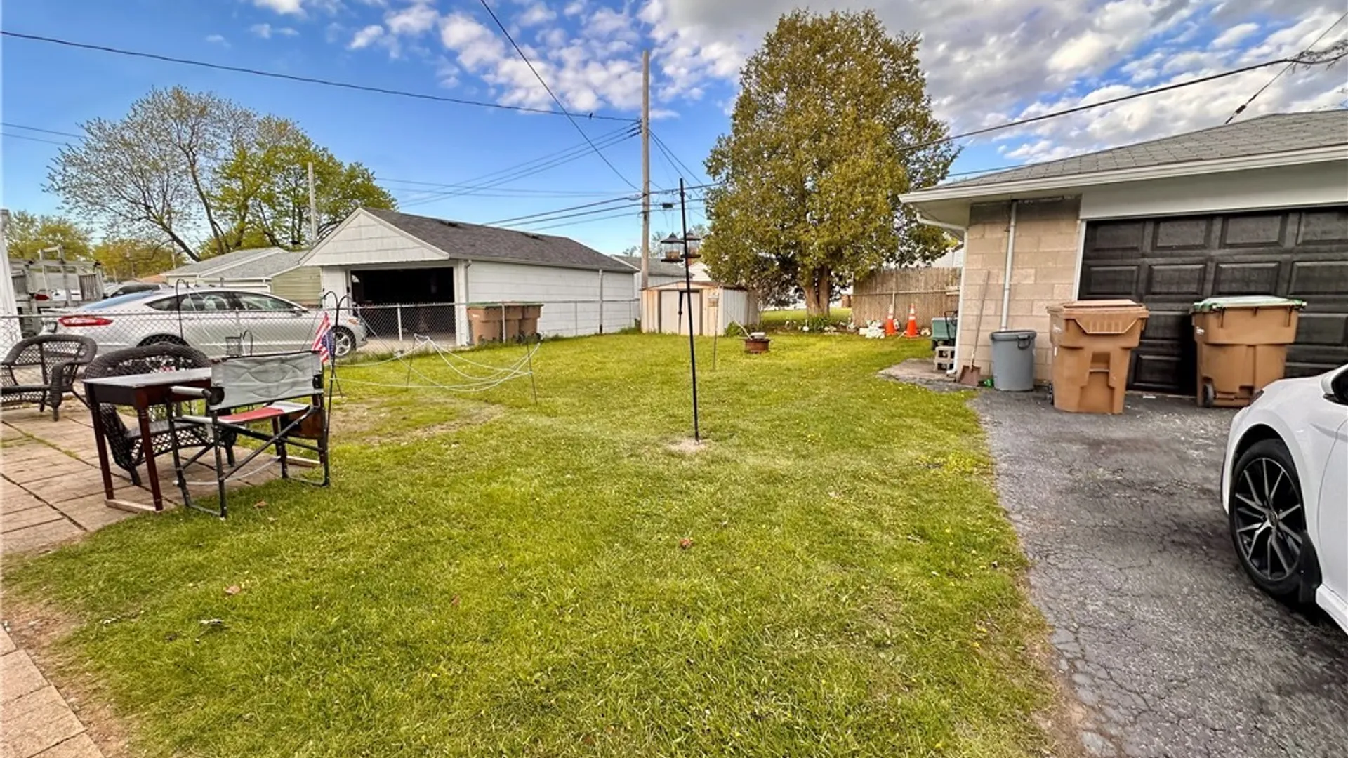 Property at 21 Montfort Drive, Cheektowaga, NY 14225 13