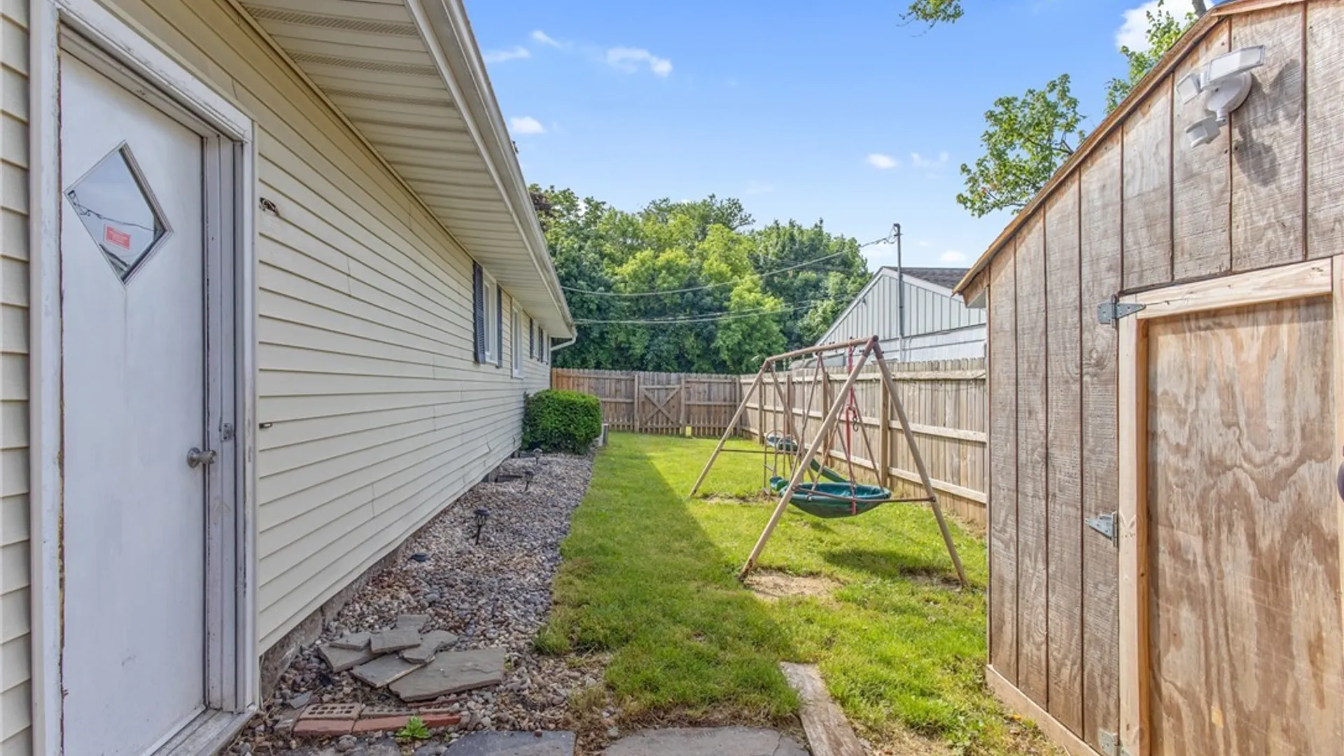Property at 901 7th North Street, Salina, NY 13088 26