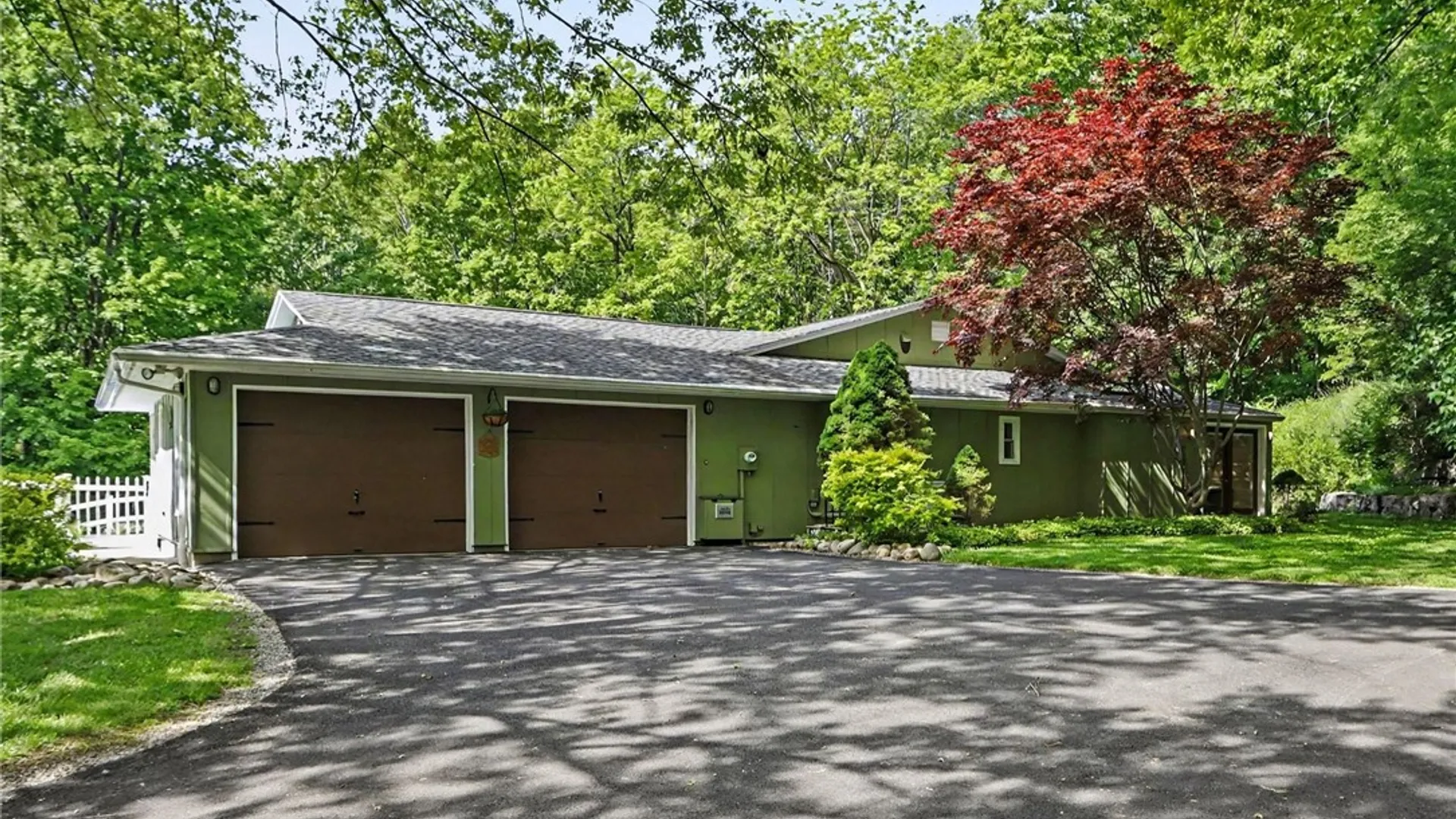 Property at 1722 Strong Road, Victor, NY 14564 24