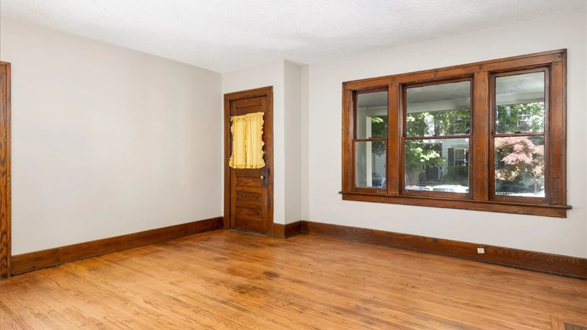 Property at 135 Park Street, Buffalo, NY 14201 9