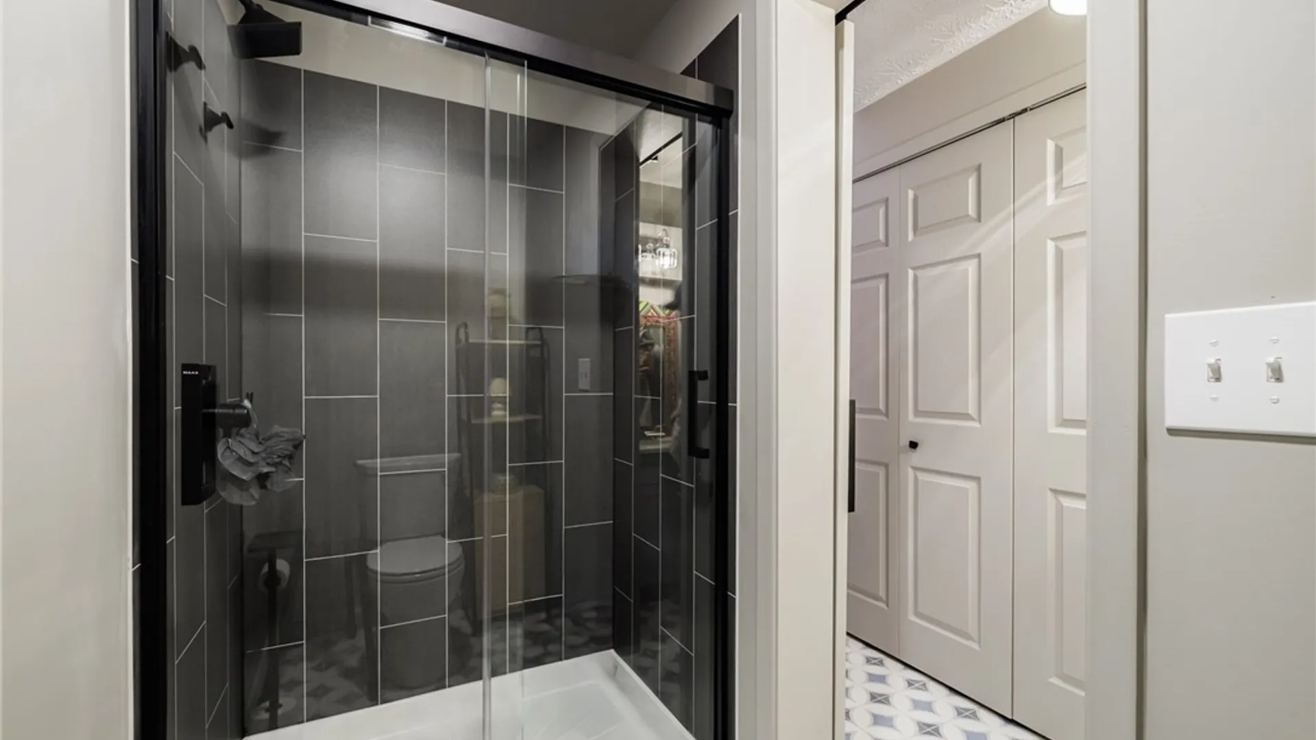 Property at 39 Tilegate, Perinton, NY 14450 23