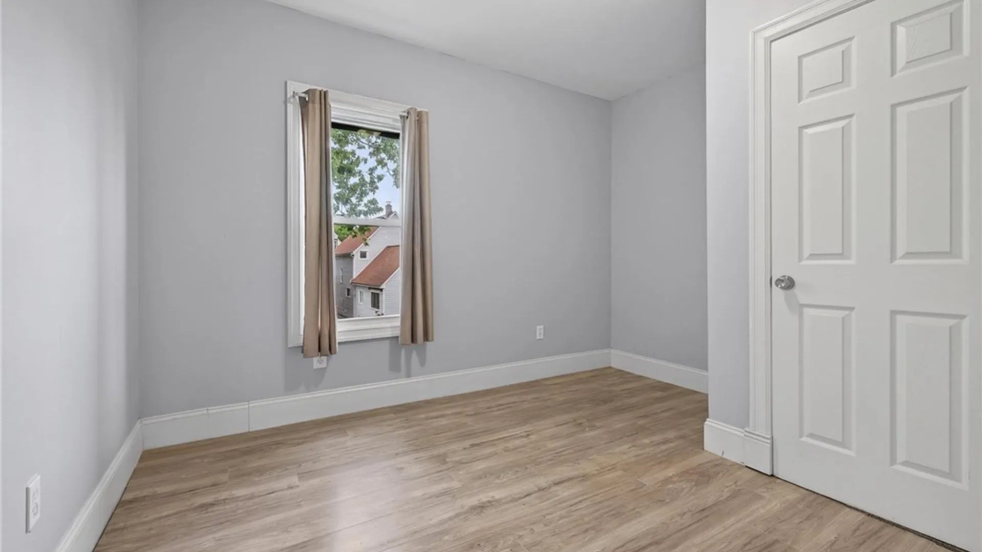 Property at 186 Riverside Avenue, Buffalo, NY 14207 29