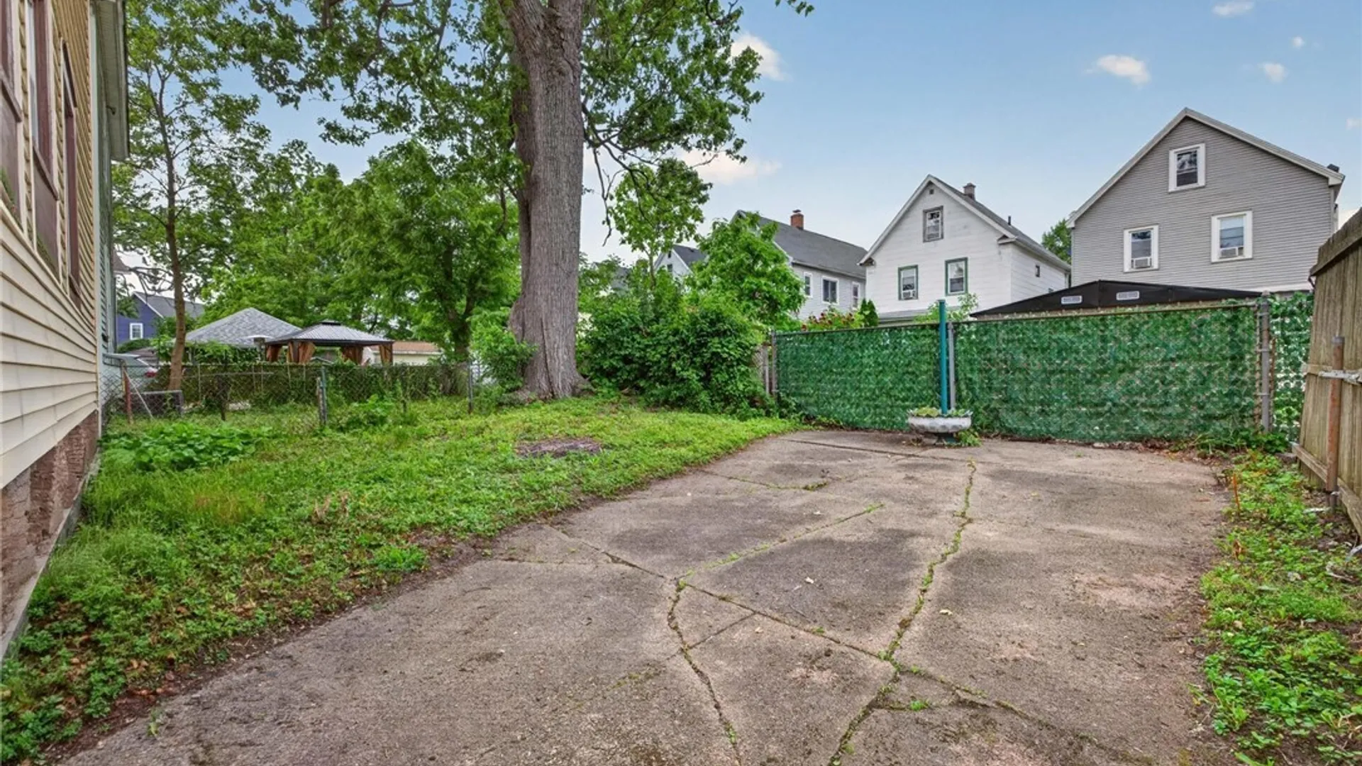 Property at 186 Riverside Avenue, Buffalo, NY 14207 36