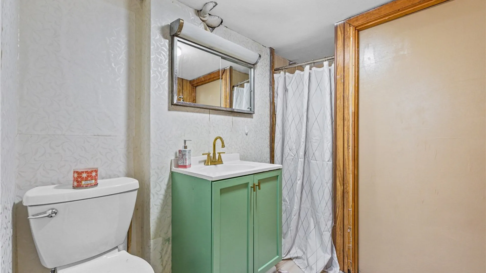Property at 140 Maple Avenue, Irondequoit, NY 14609 18