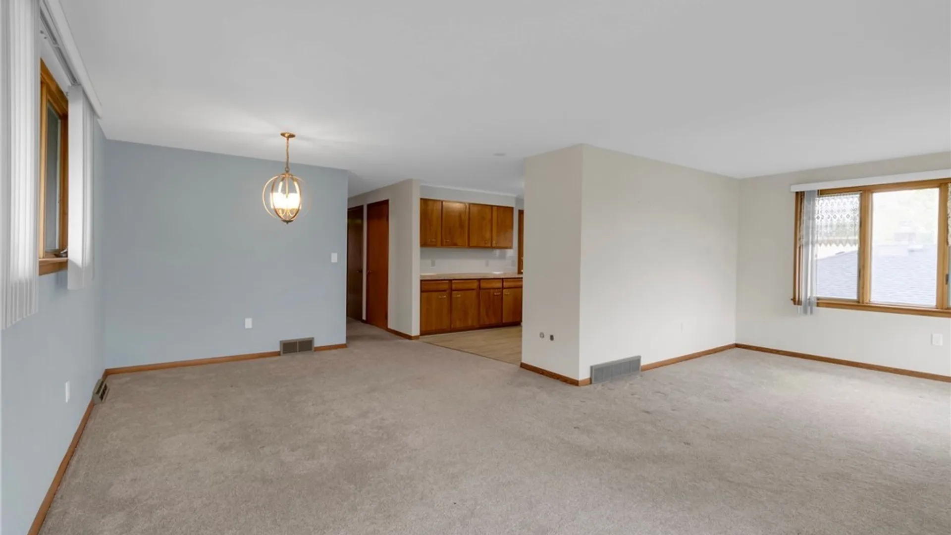 Property at 3700 Seneca Street, West Seneca, NY 14224 26