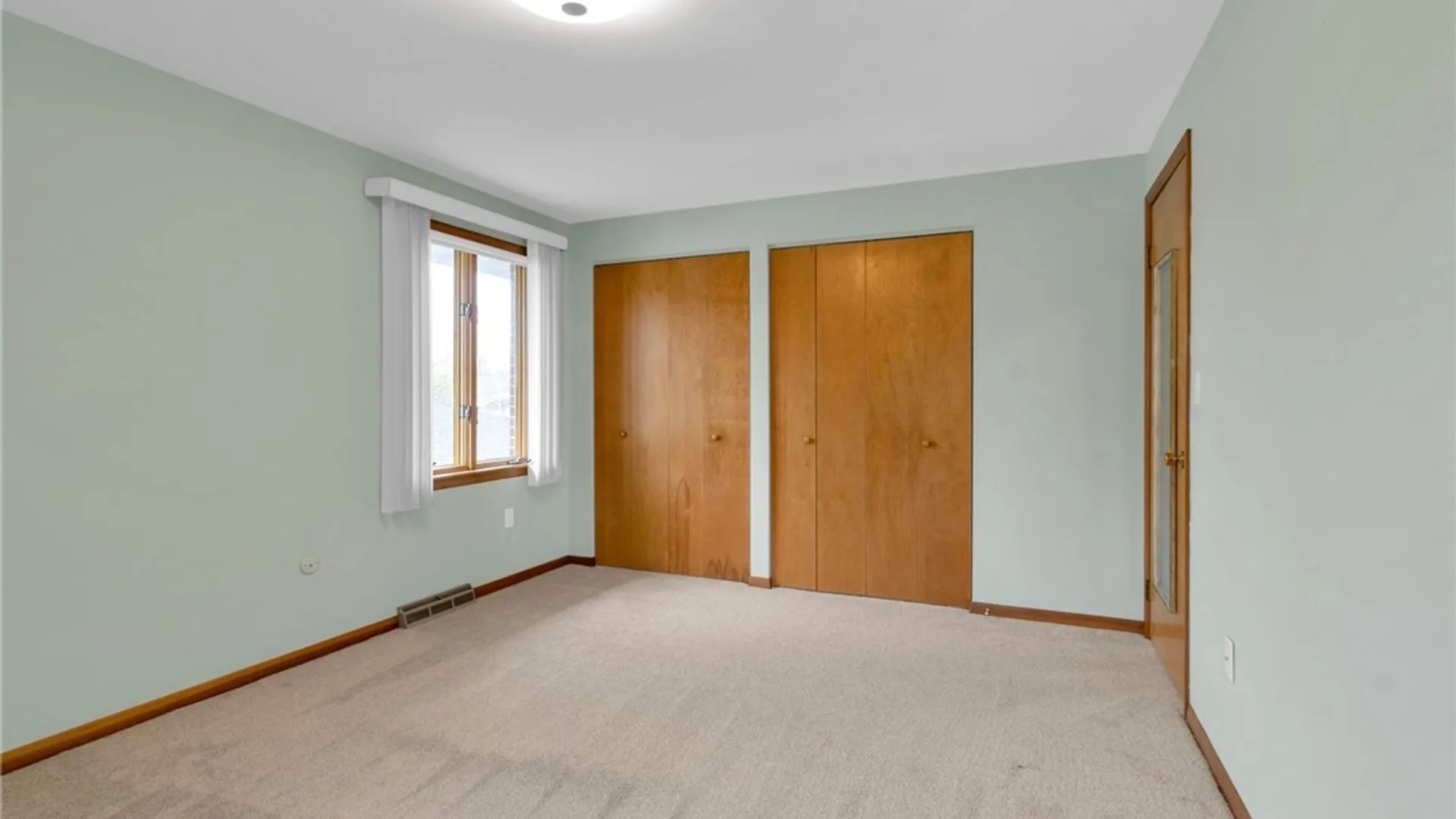 Property at 3700 Seneca Street, West Seneca, NY 14224 35