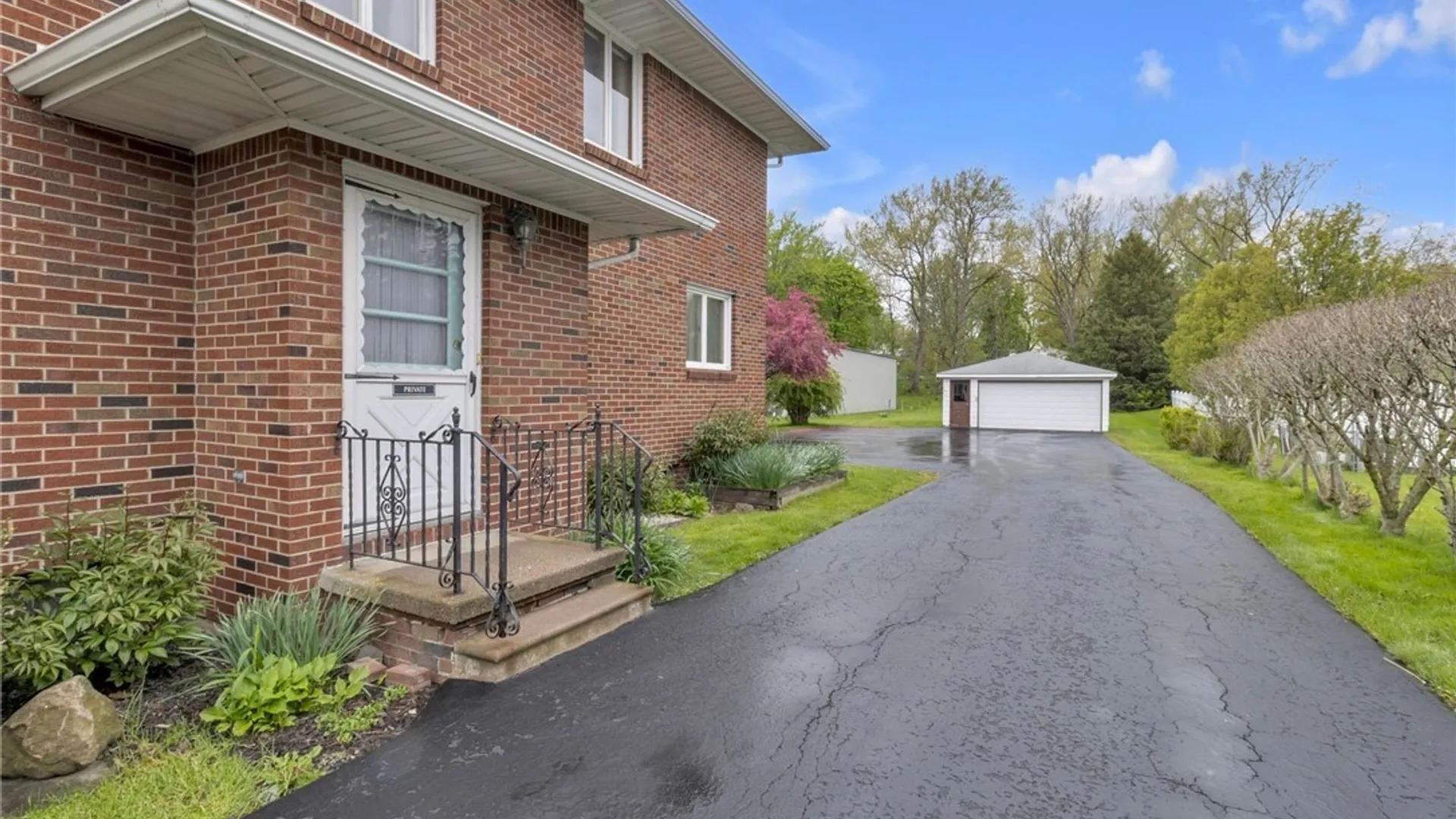 Property at 3700 Seneca Street, West Seneca, NY 14224 4