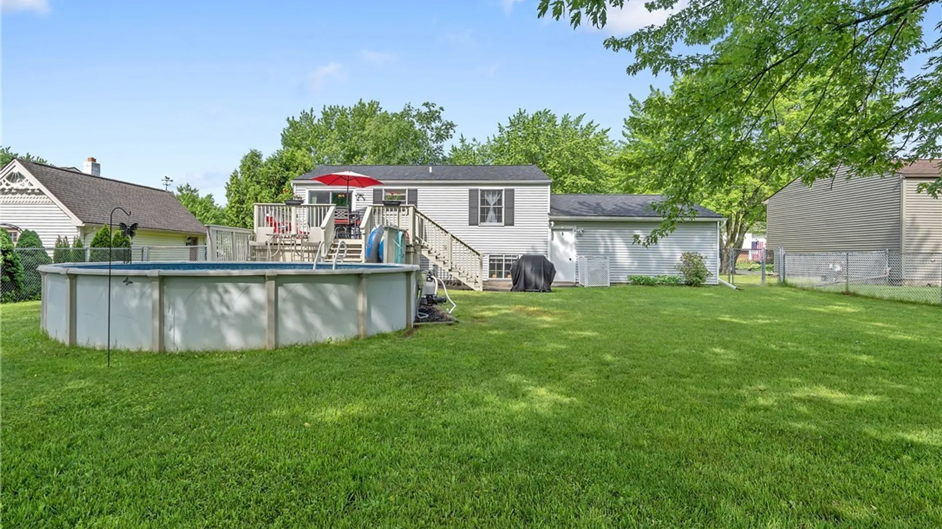 Property at 8448 Chinkapin Circle, Cicero, NY 13039 37