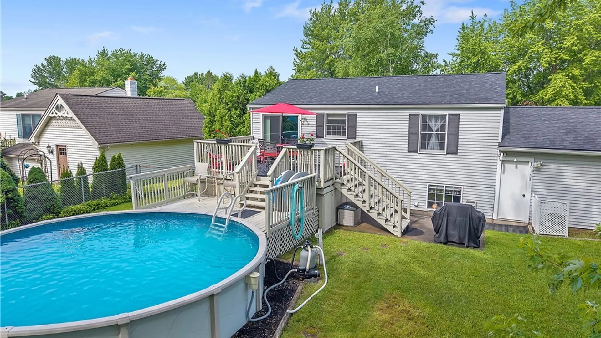 Property at 8448 Chinkapin Circle, Cicero, NY 13039 40