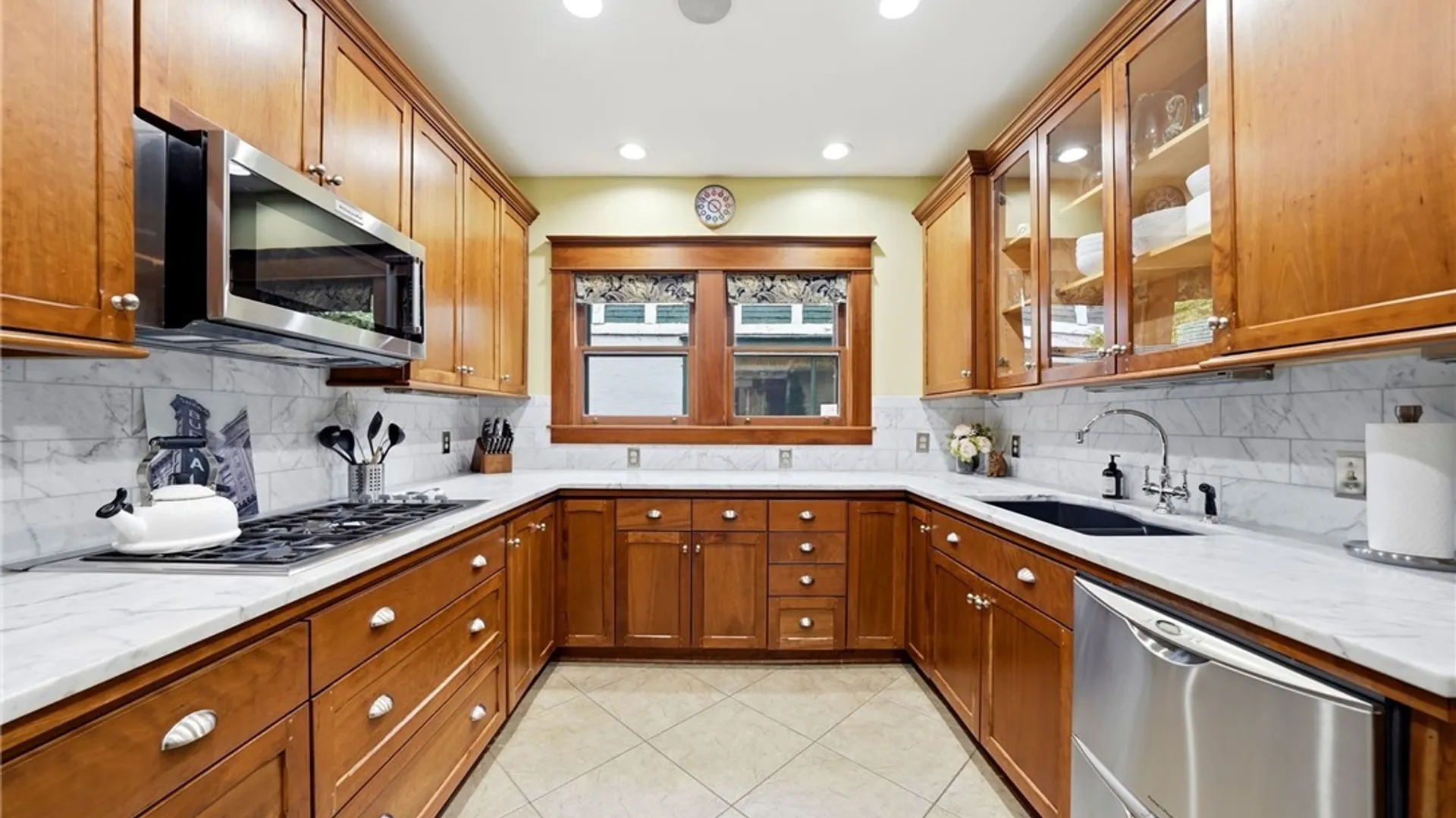 Property at 153 Beard Avenue, Buffalo, NY 14214 15