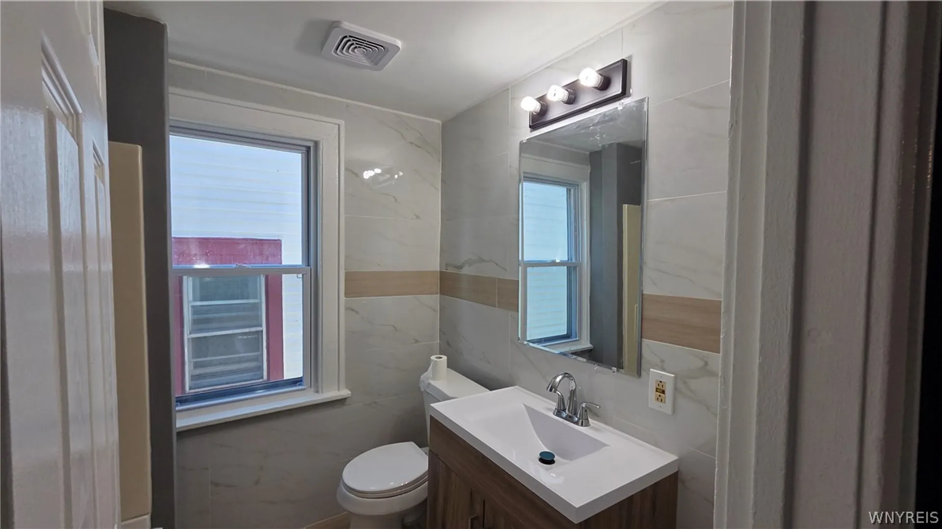 Property at 687 Lasalle Avenue, Buffalo, NY 14215 12