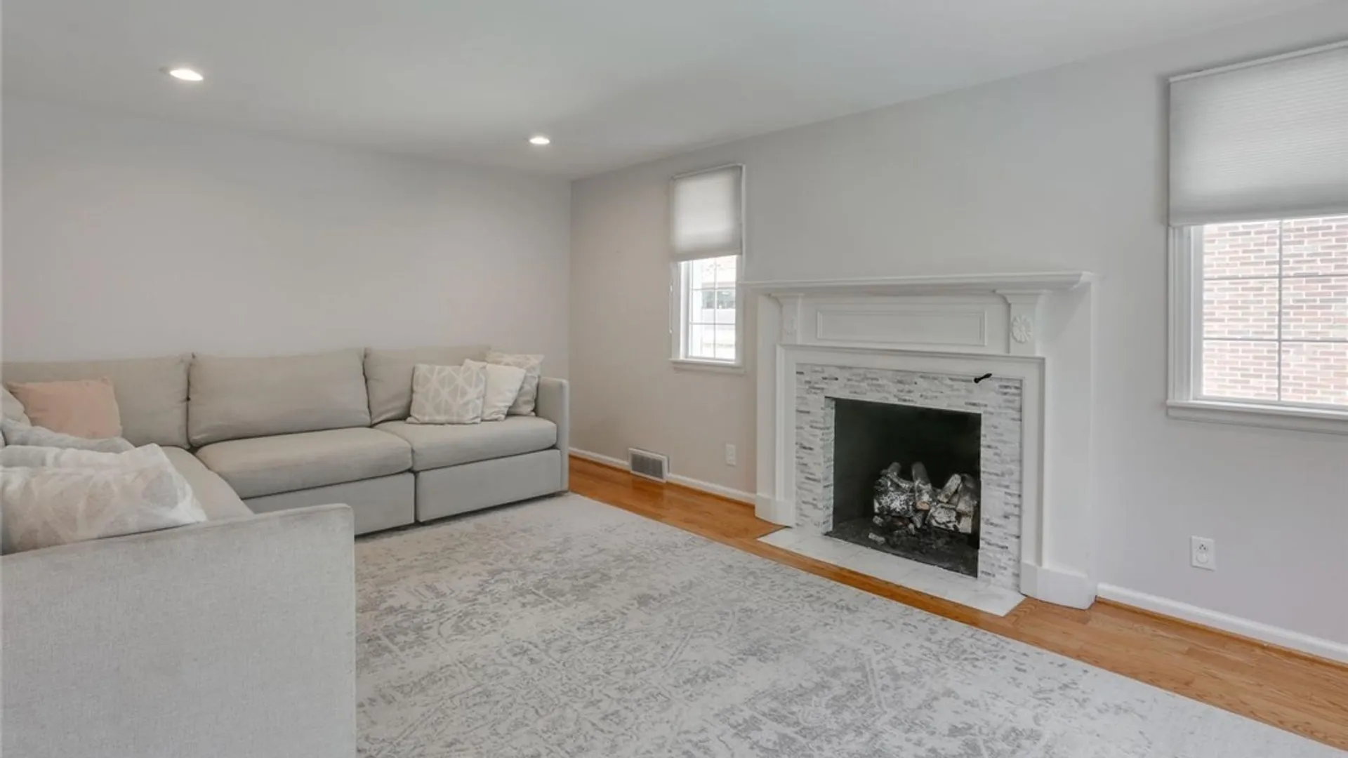Property at 99 Darwin Drive, Amherst, NY 14226 5