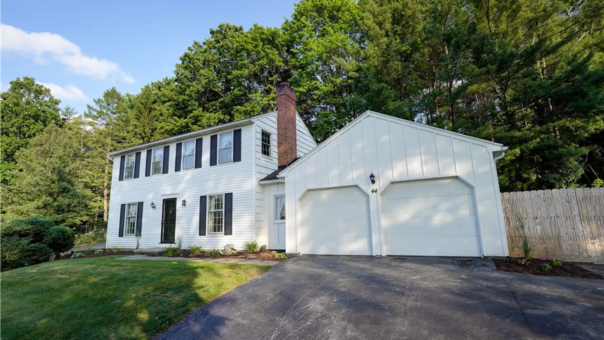 Property at 44 Kings Lacey, Perinton, NY 14450 2