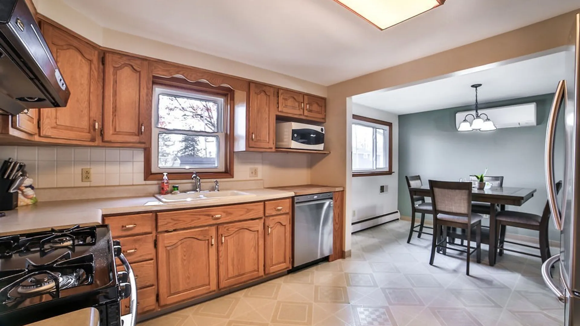 Property at 139 Rosewood Drive, West Seneca, NY 14224 18