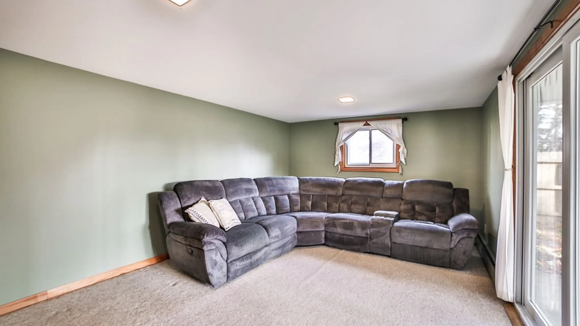 Property at 139 Rosewood Drive, West Seneca, NY 14224 27