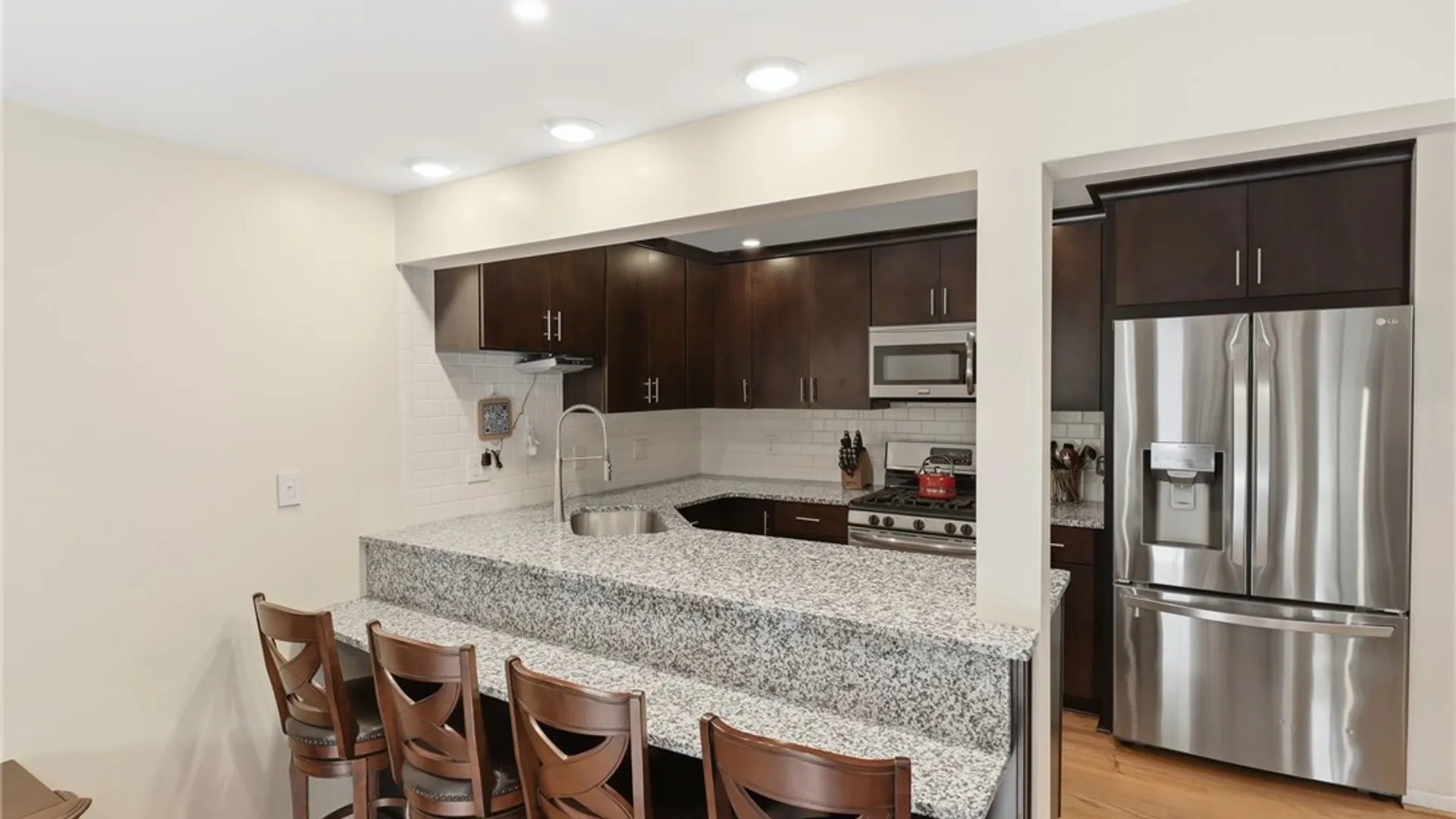 Property at 39 Menlo Pl, Rochester, NY 14620 10