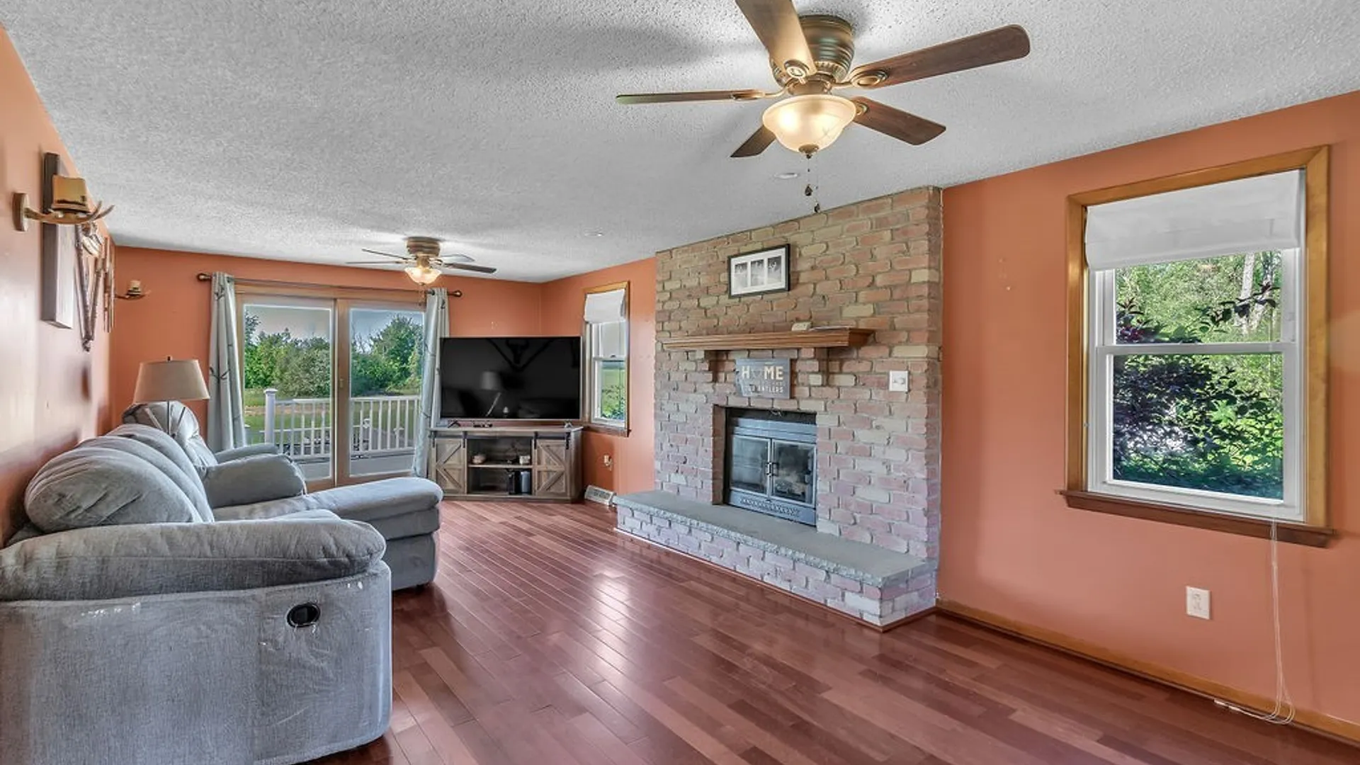 Property at 8801 Chestnut Ridge Road, Royalton, NY 14067 14