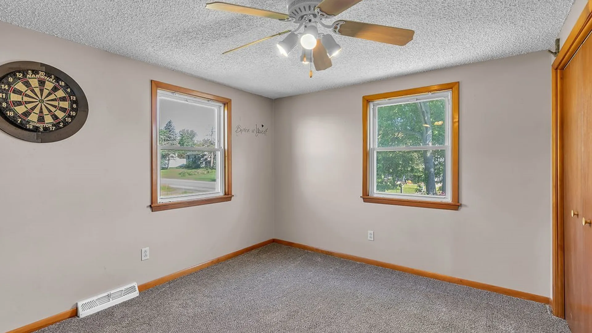 Property at 8801 Chestnut Ridge Road, Royalton, NY 14067 34
