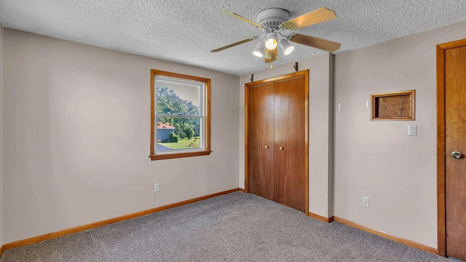 Property at 8801 Chestnut Ridge Road, Royalton, NY 14067 35