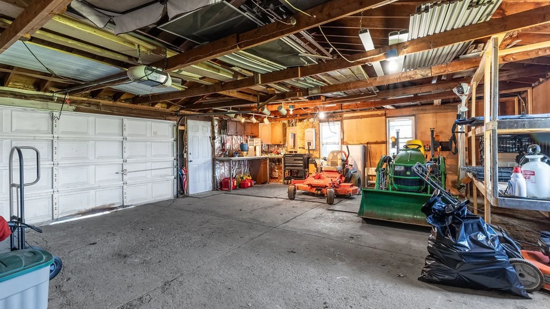 Property at 8801 Chestnut Ridge Road, Royalton, NY 14067 45