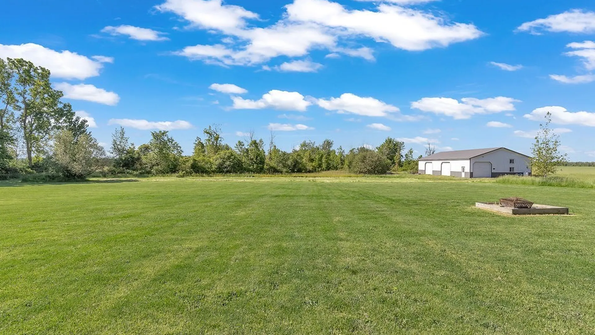 Property at 8801 Chestnut Ridge Road, Royalton, NY 14067 8