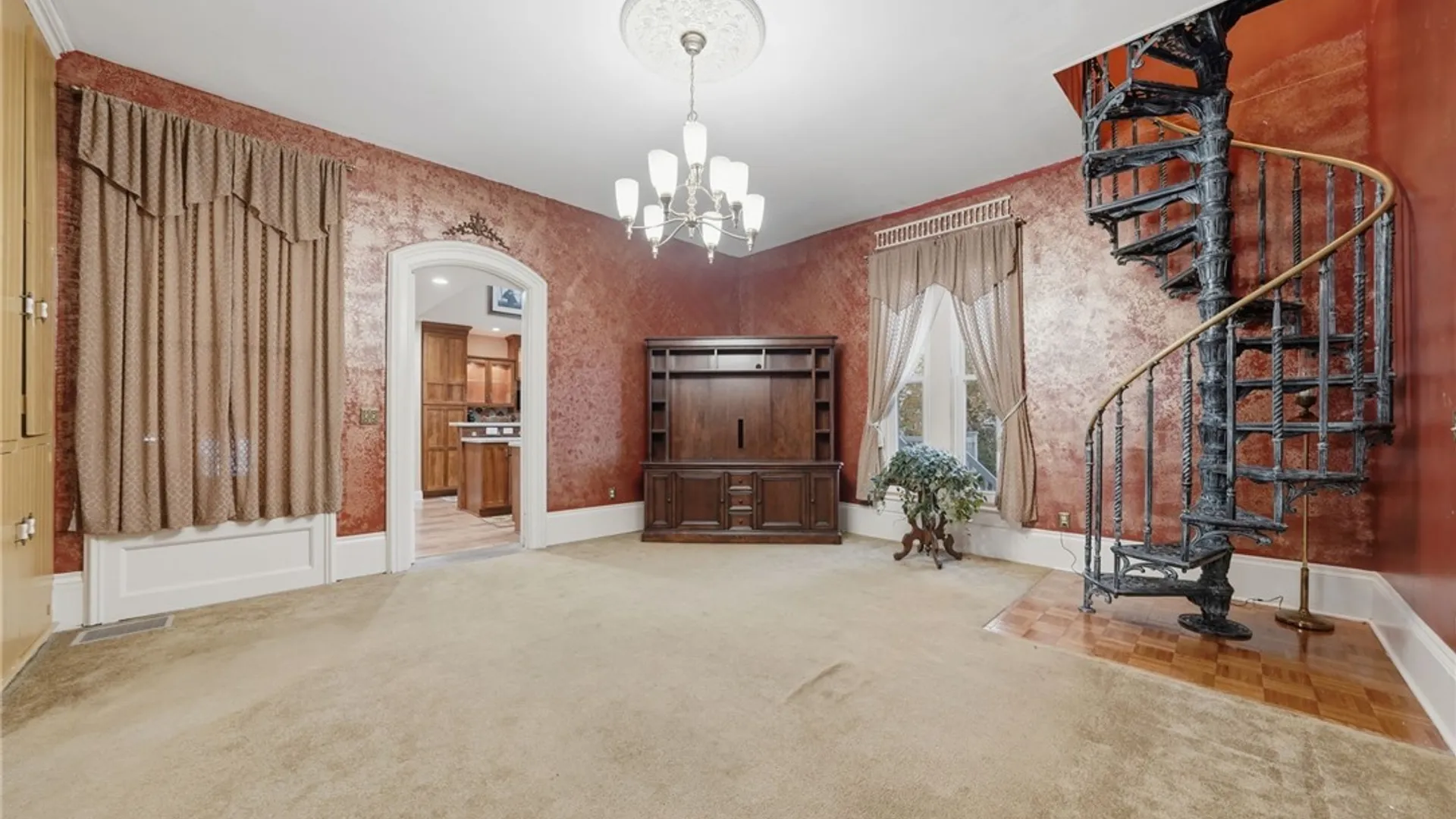 Property at 37 State Street, Royalton, NY 14105 11