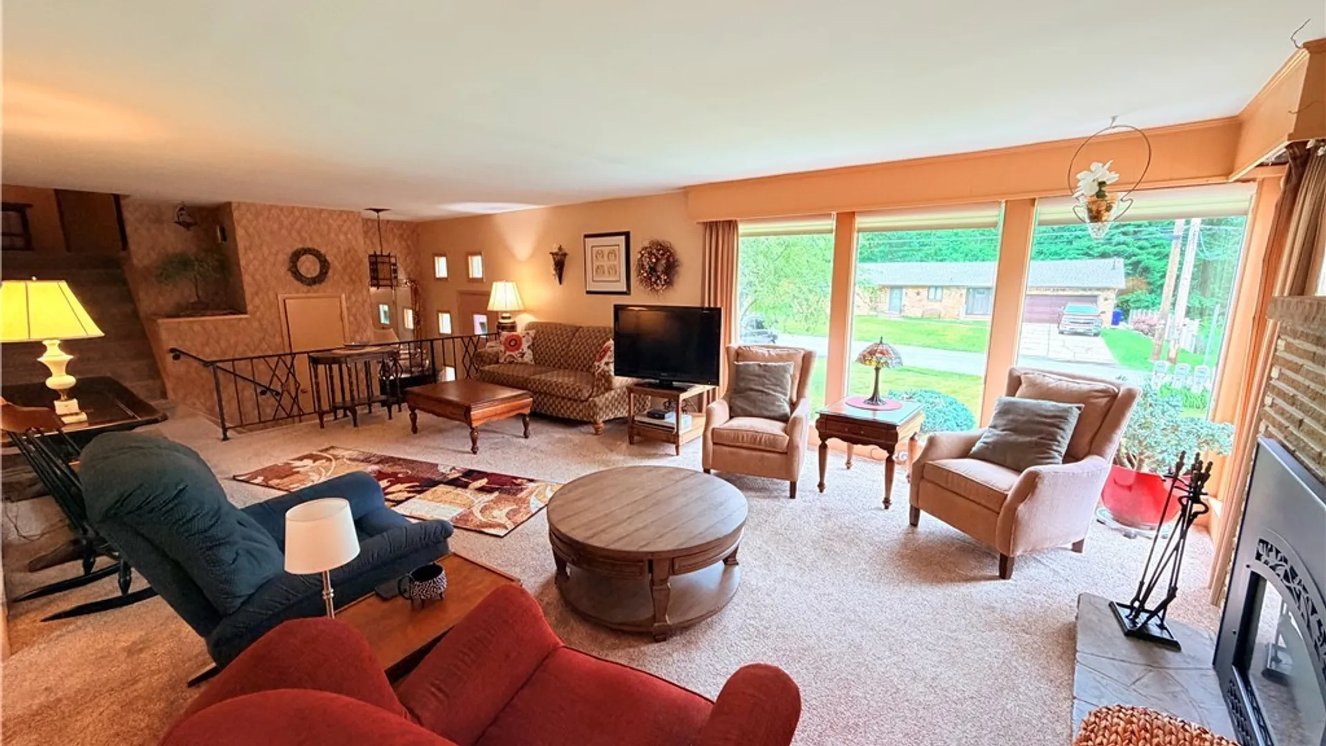 Property at 4573 Marie Drive, Hamburg, NY 14075 12