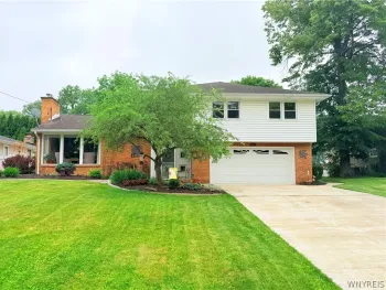 4573 Marie Drive, Hamburg, NY 14075