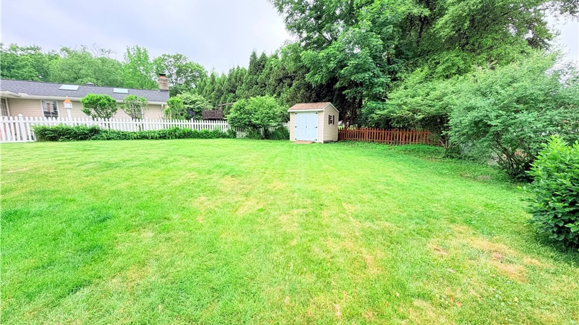Property at 4573 Marie Drive, Hamburg, NY 14075 34