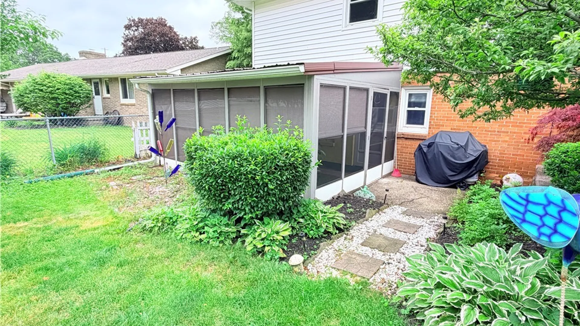 Property at 4573 Marie Drive, Hamburg, NY 14075 38