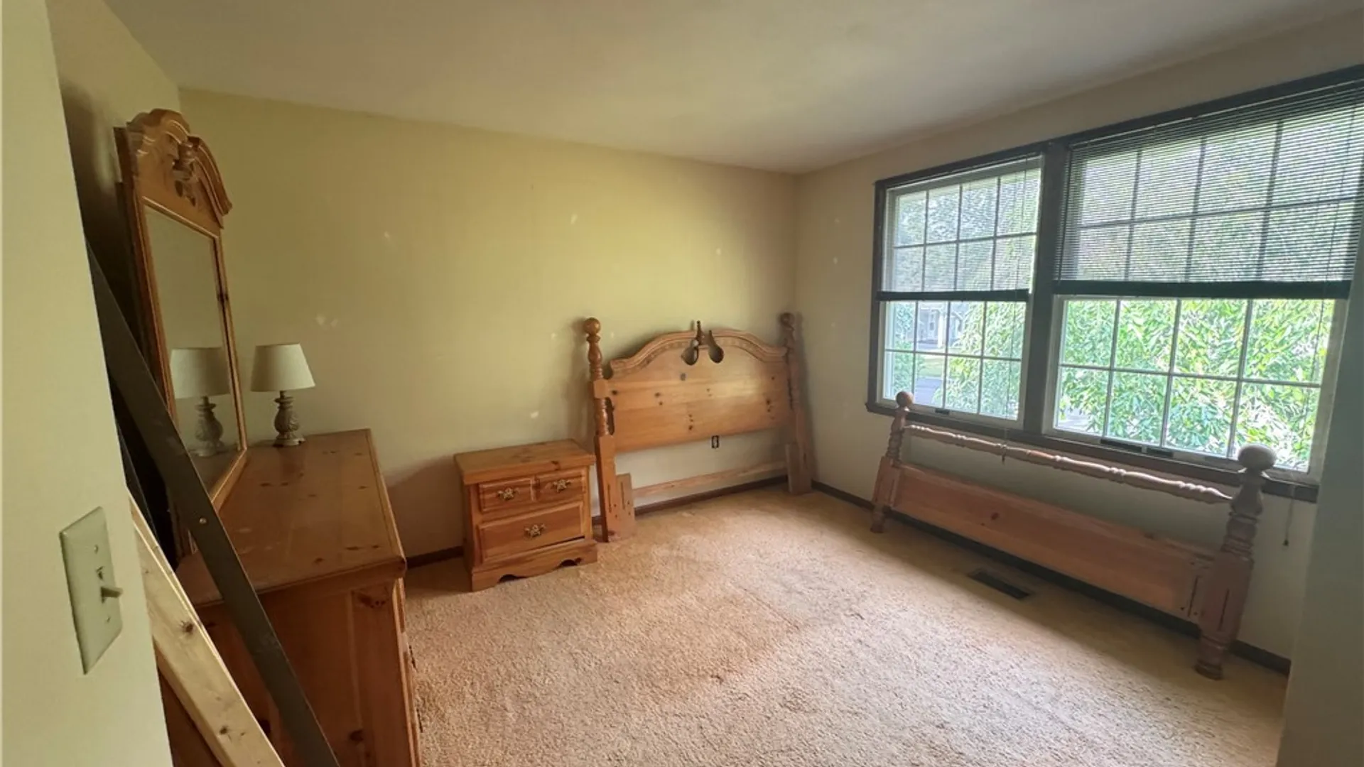 Property at 6 Fruitwood Drive, Salina, NY 13090 11