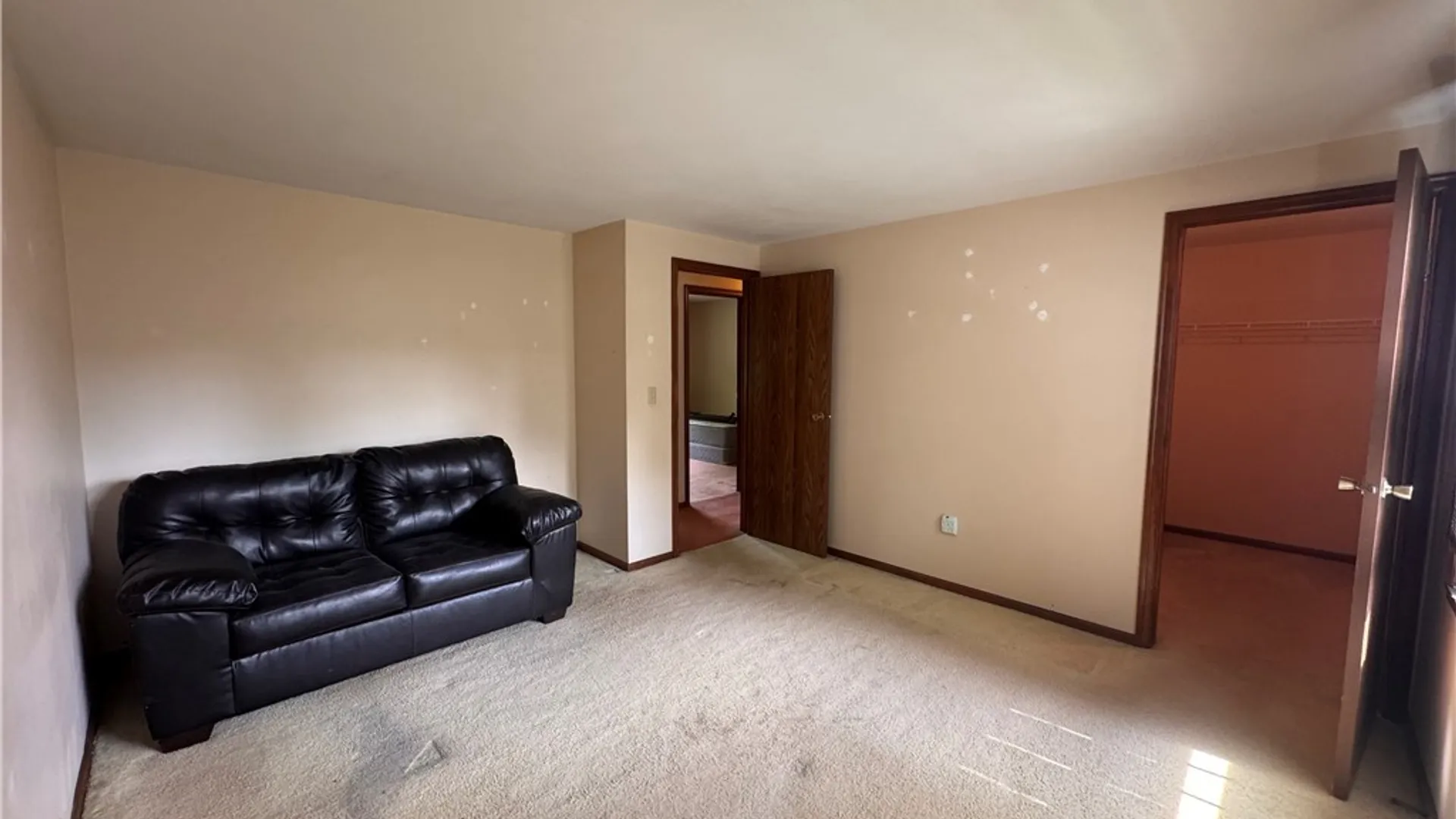 Property at 6 Fruitwood Drive, Salina, NY 13090 12