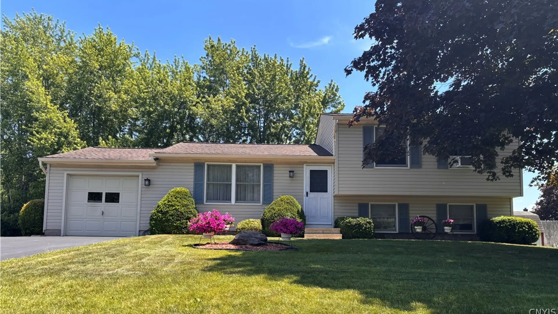 Property at 8190 Mantova Drive, Clay, NY 13041 2