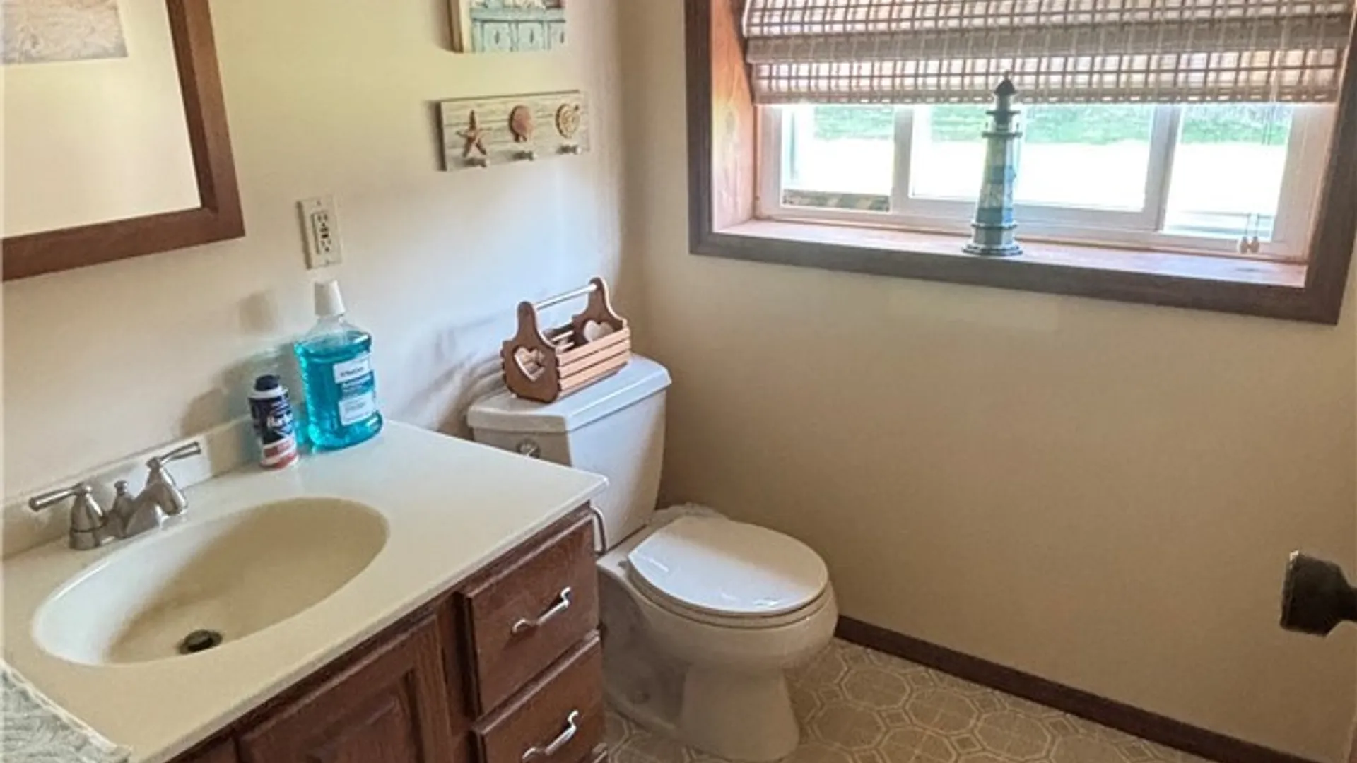 Property at 8190 Mantova Drive, Clay, NY 13041 25