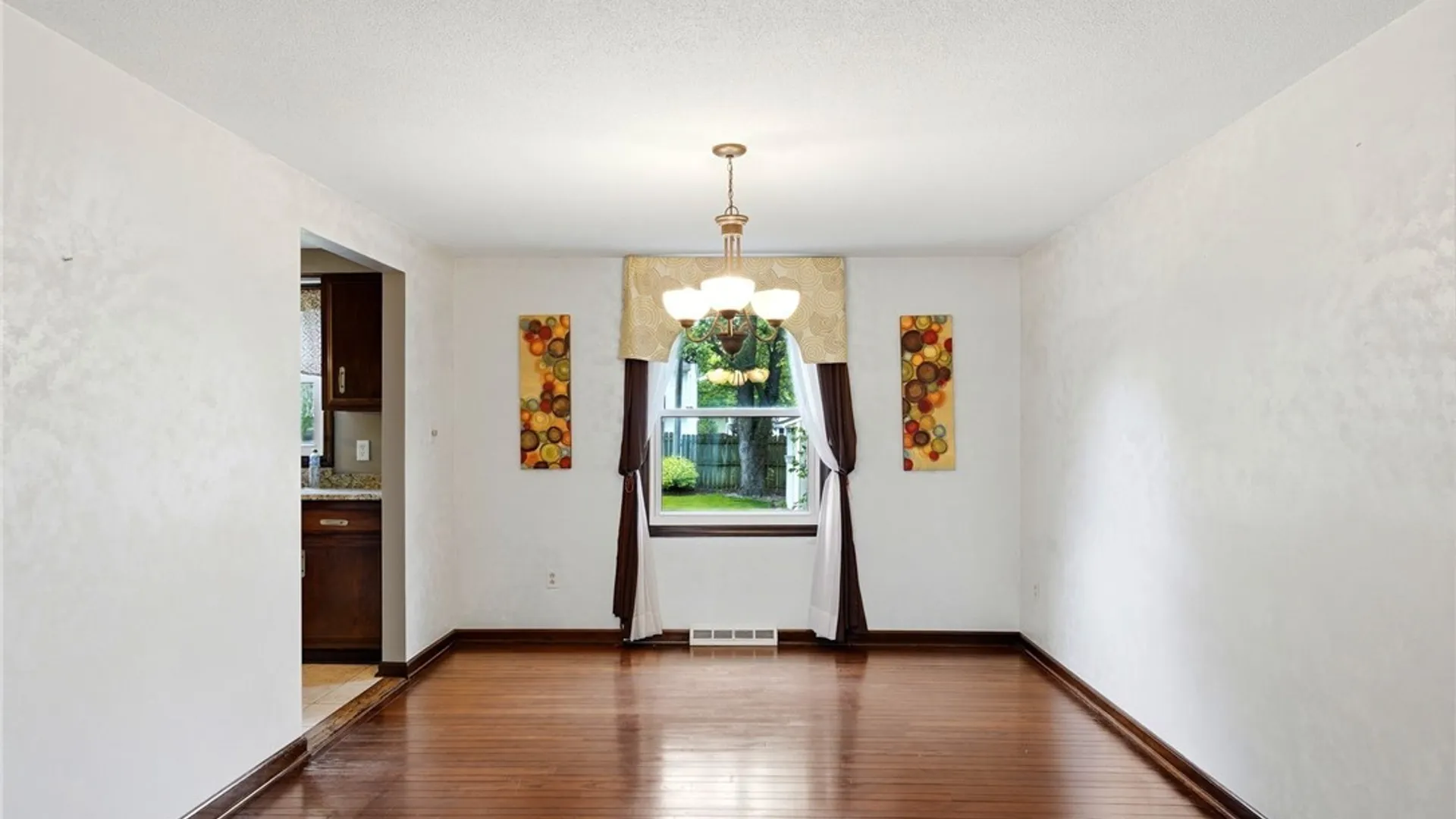 Property at 306 Sagewood Terrace, Amherst, NY 14221 12