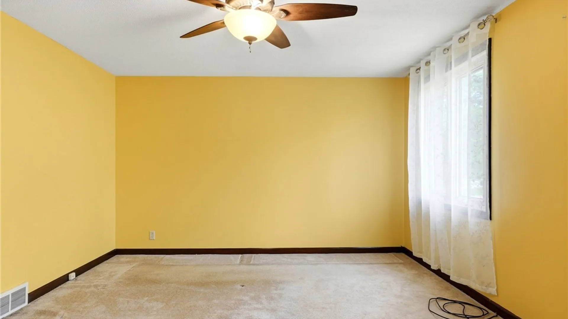 Property at 306 Sagewood Terrace, Amherst, NY 14221 17