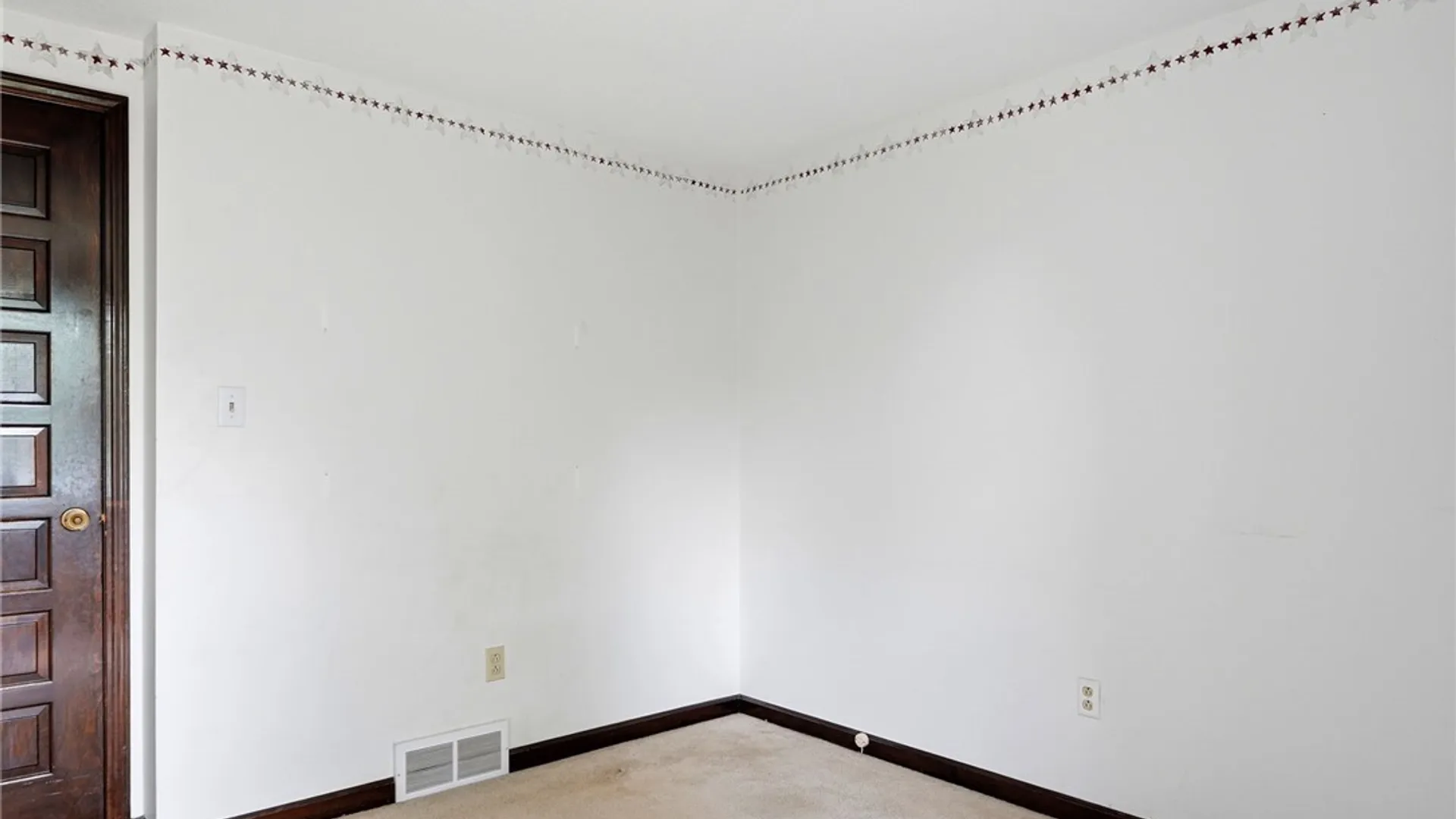 Property at 306 Sagewood Terrace, Amherst, NY 14221 24
