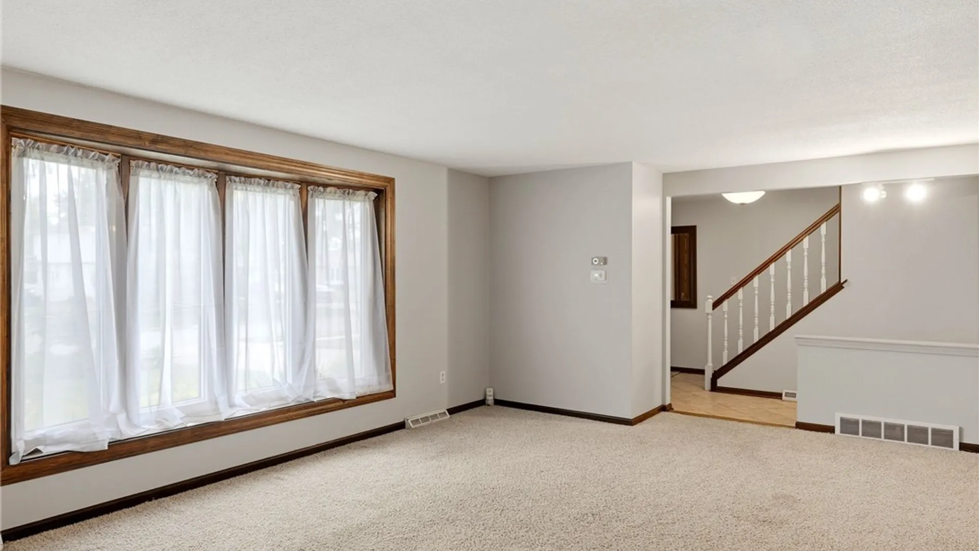 Property at 306 Sagewood Terrace, Amherst, NY 14221 9
