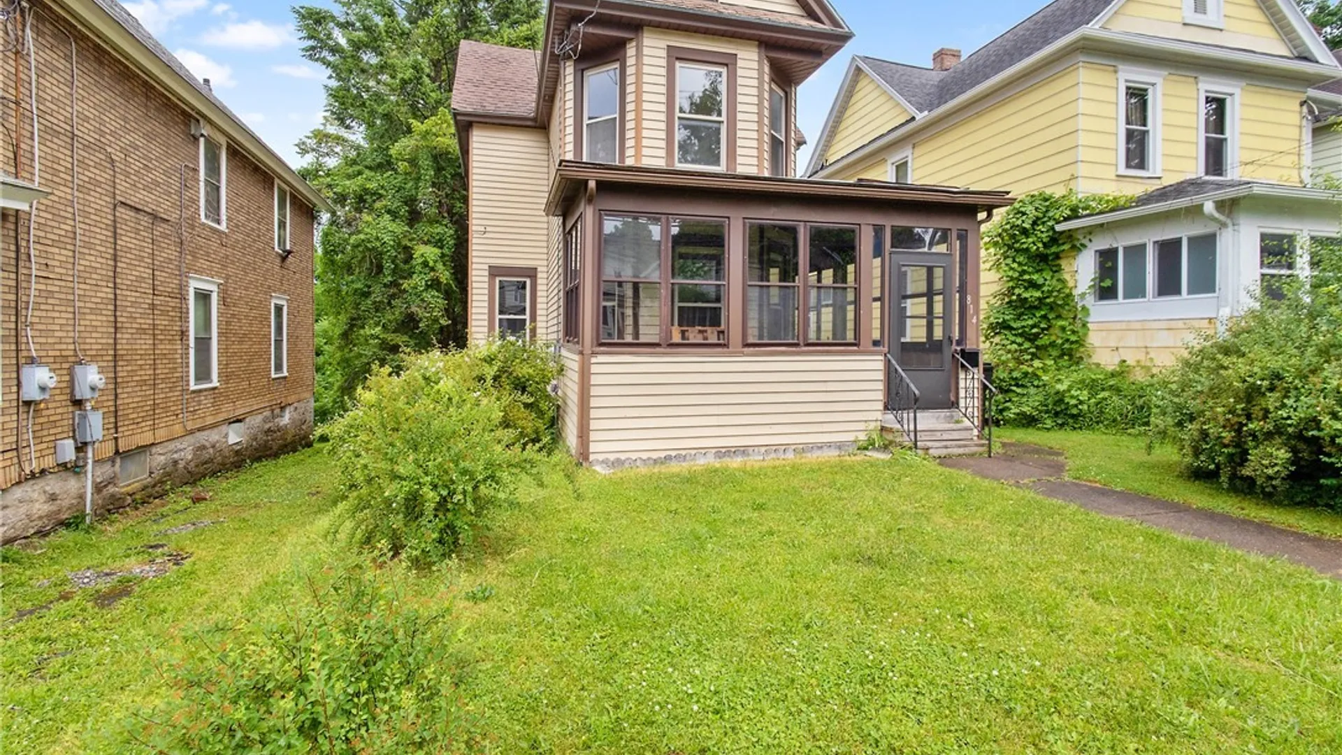 Property at 814 Avery Avenue, Syracuse, NY 13204 2