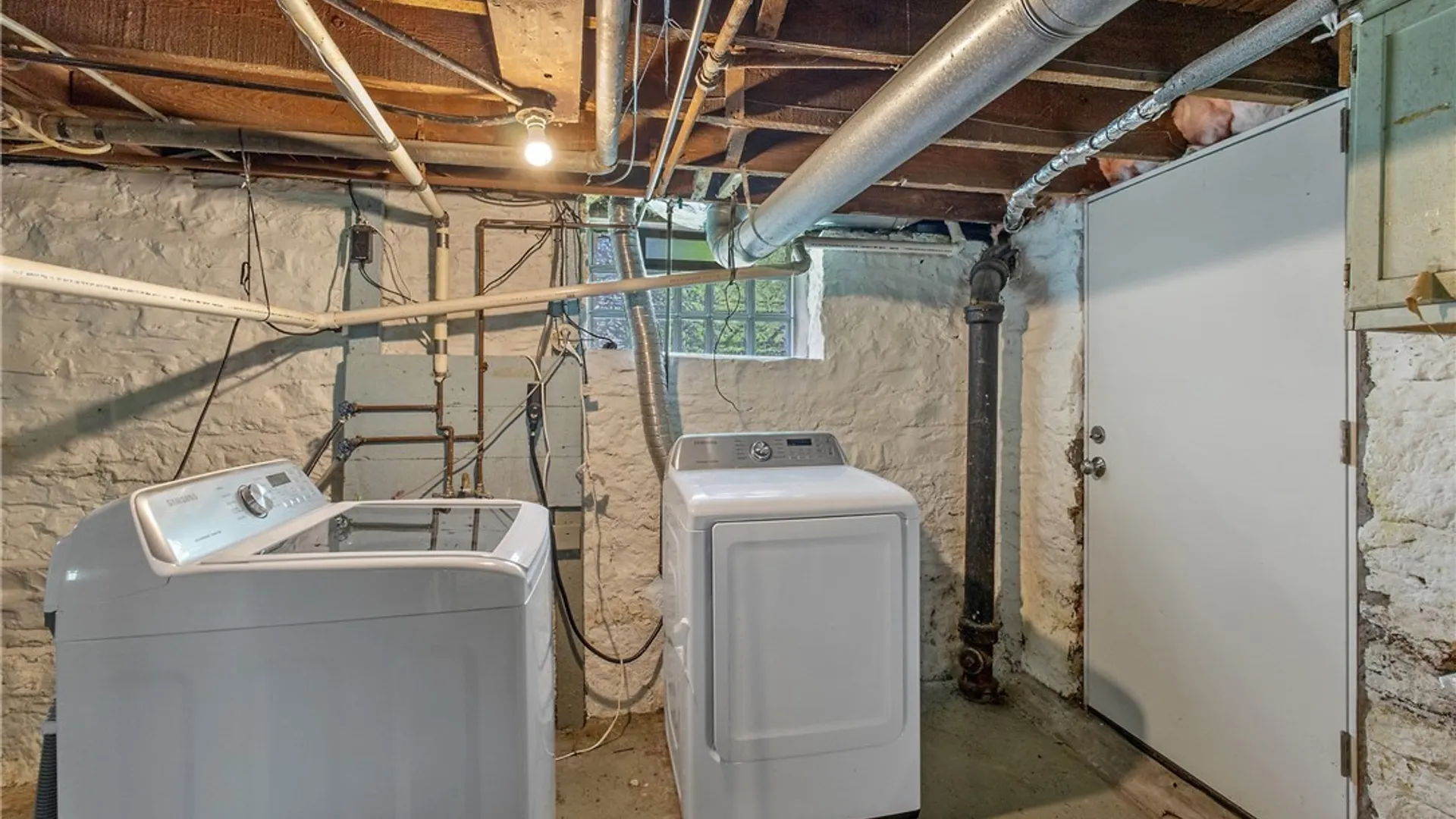 Property at 814 Avery Avenue, Syracuse, NY 13204 31