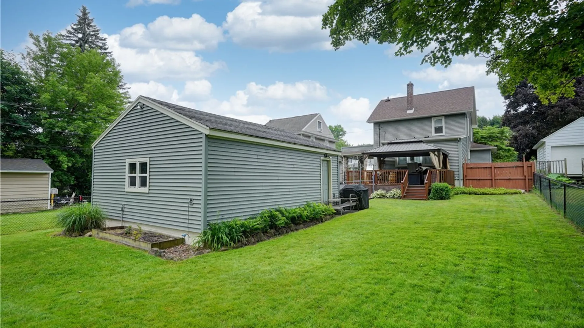 Property at 178 Kiniry Drive, Irondequoit, NY 14609 44
