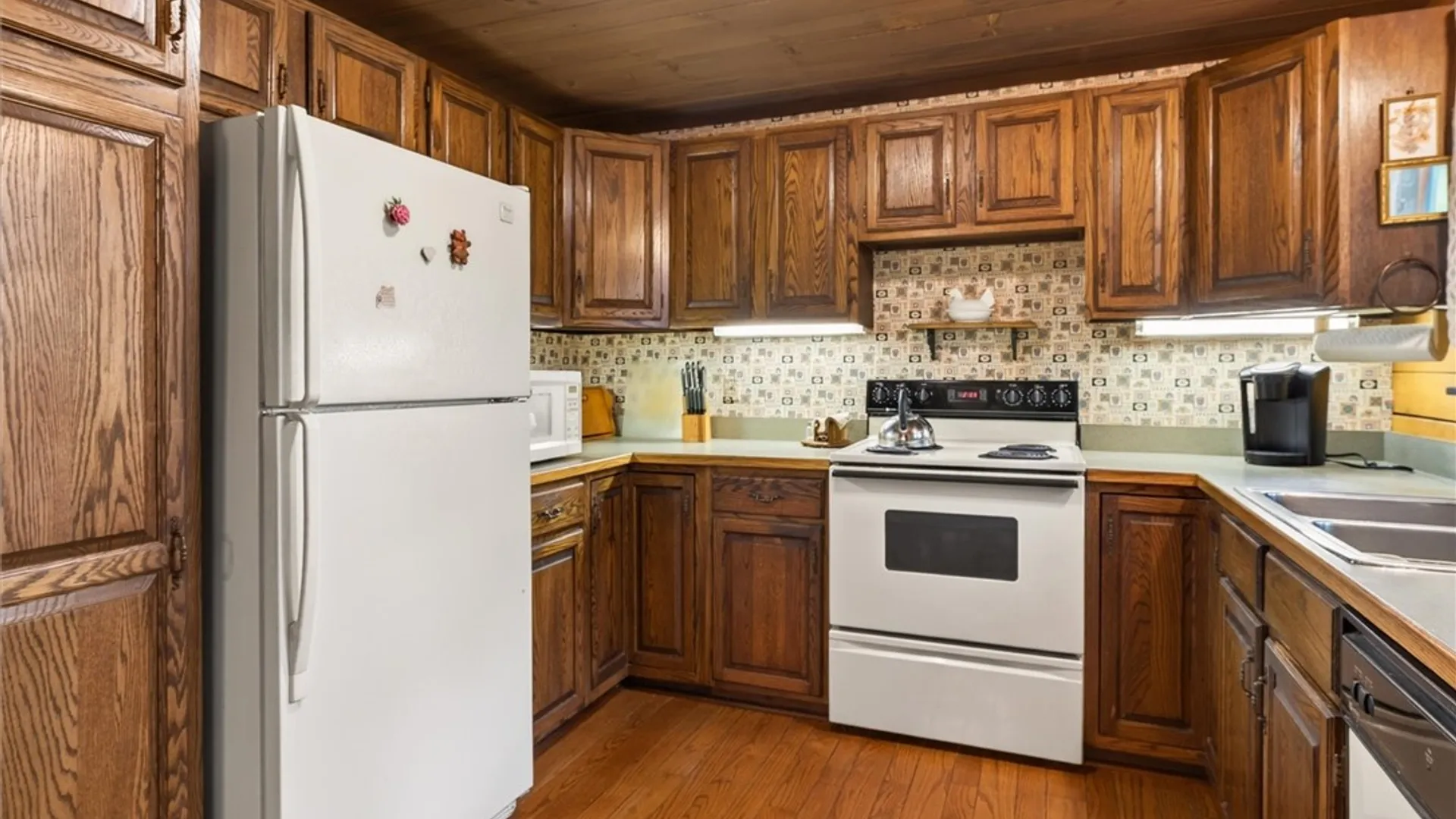 Property at 2203 Whitney Road, Perinton, NY 14450 23