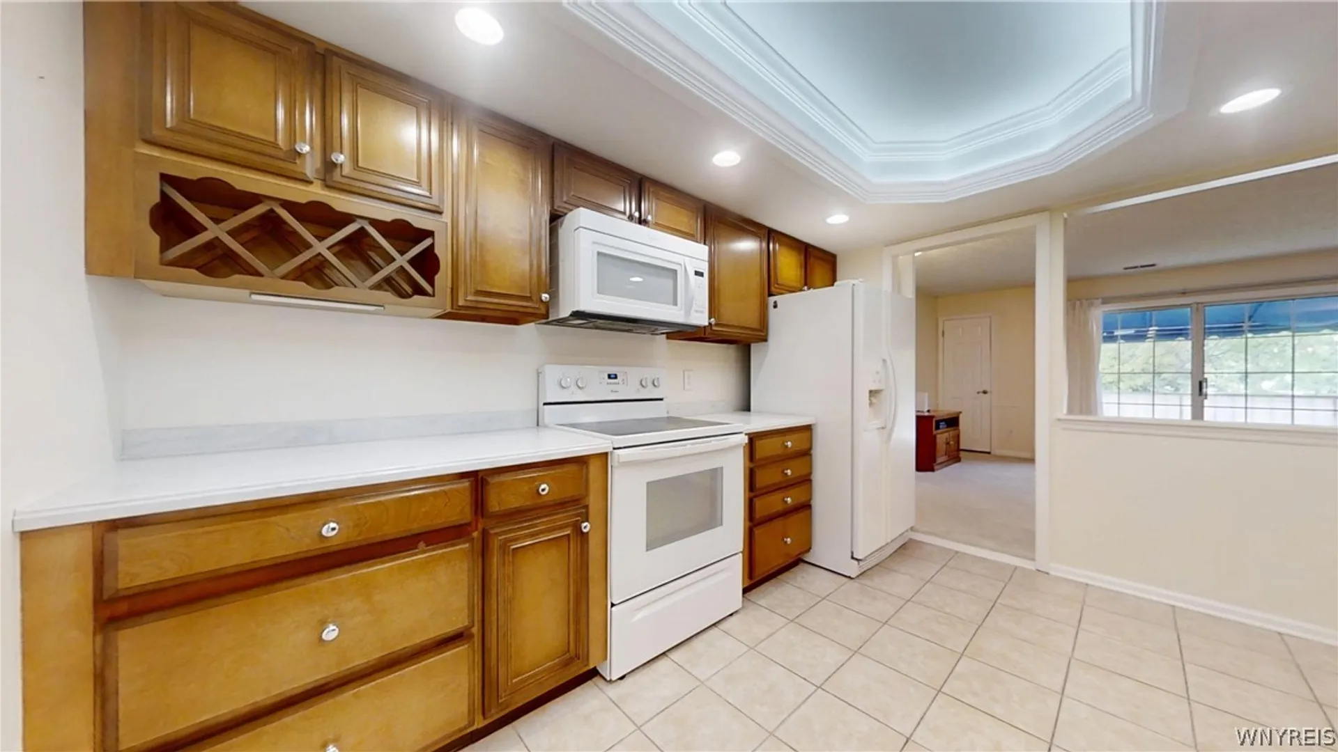 Property at 105 Homer Ln, Amherst, NY 14221 15