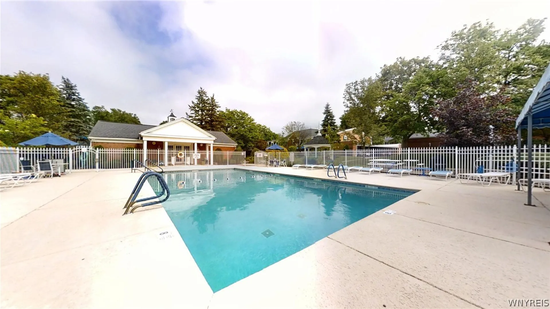 Property at 105 Homer Ln, Amherst, NY 14221 30