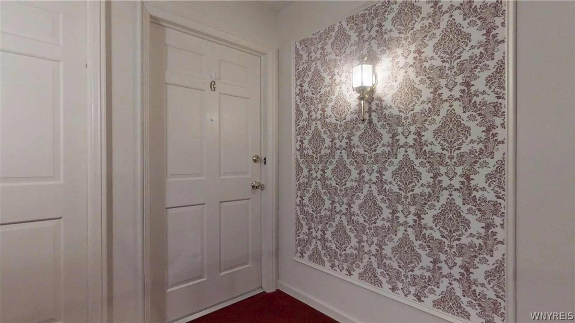 Property at 105 Homer Ln, Amherst, NY 14221 4
