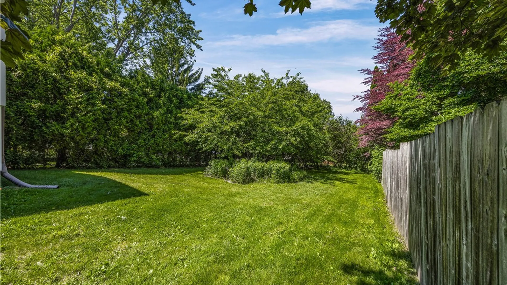 Property at 8 Kinmont Drive, Greece, NY 14612 32